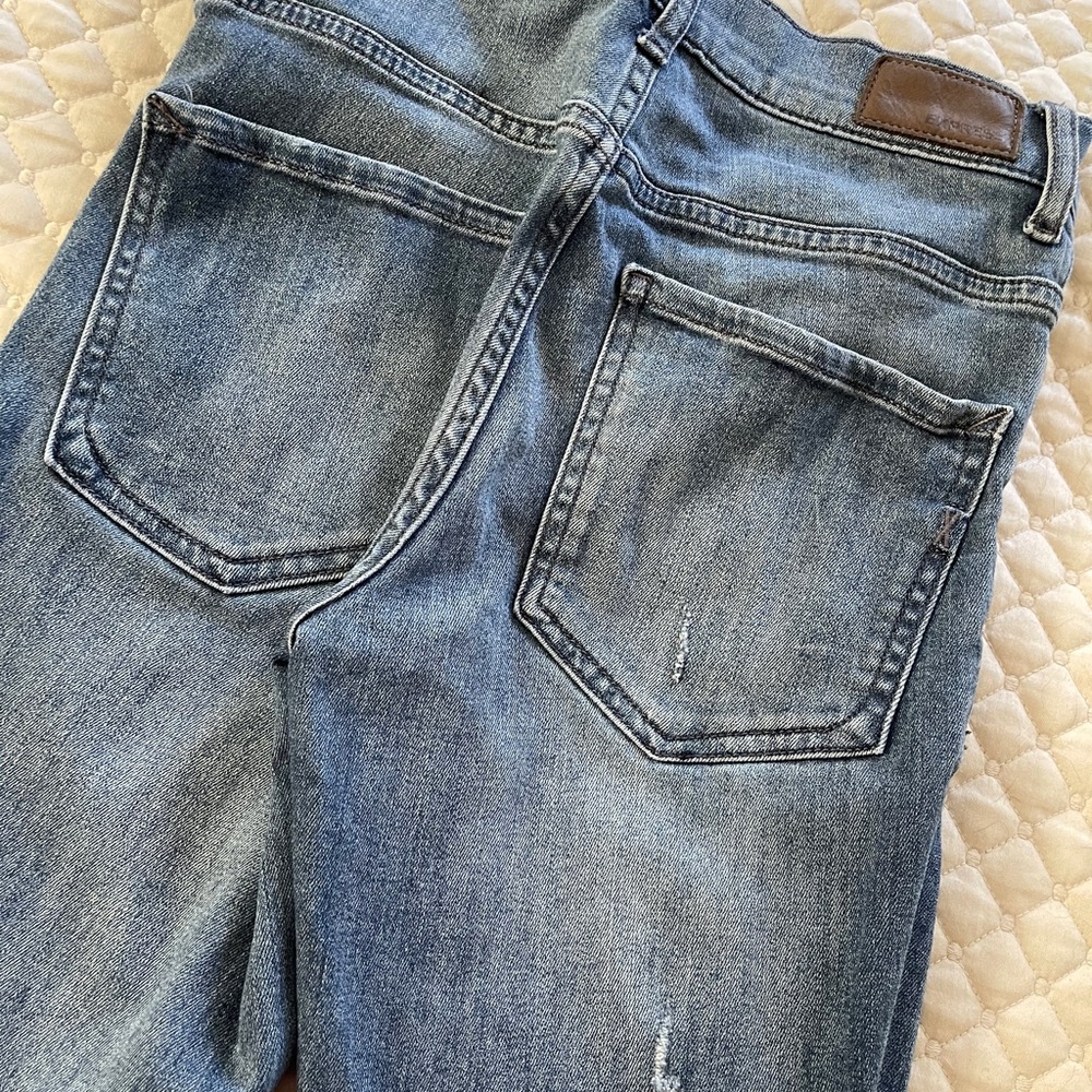 Express Jeans - Picture 2 of 5